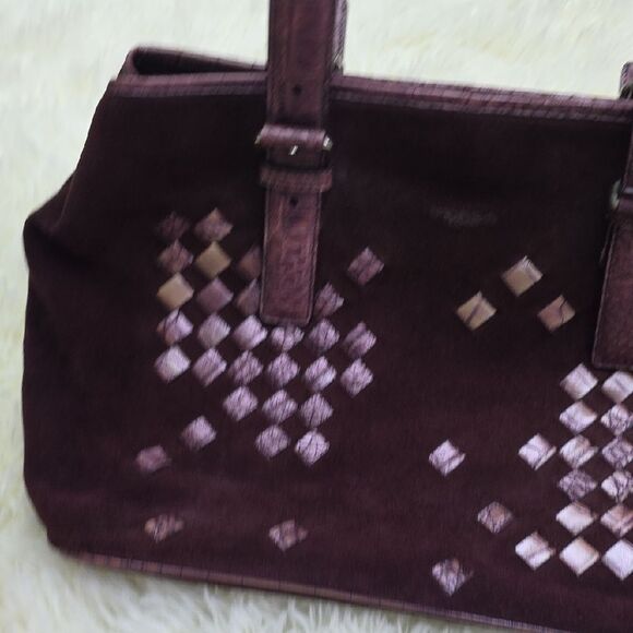 TOSCA BLU Vintage Burgundy Shoulder Bag with Woven Pattern - Picture 3 of 11